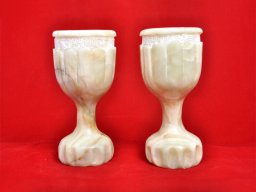 لیوان های پایه دار سنگی